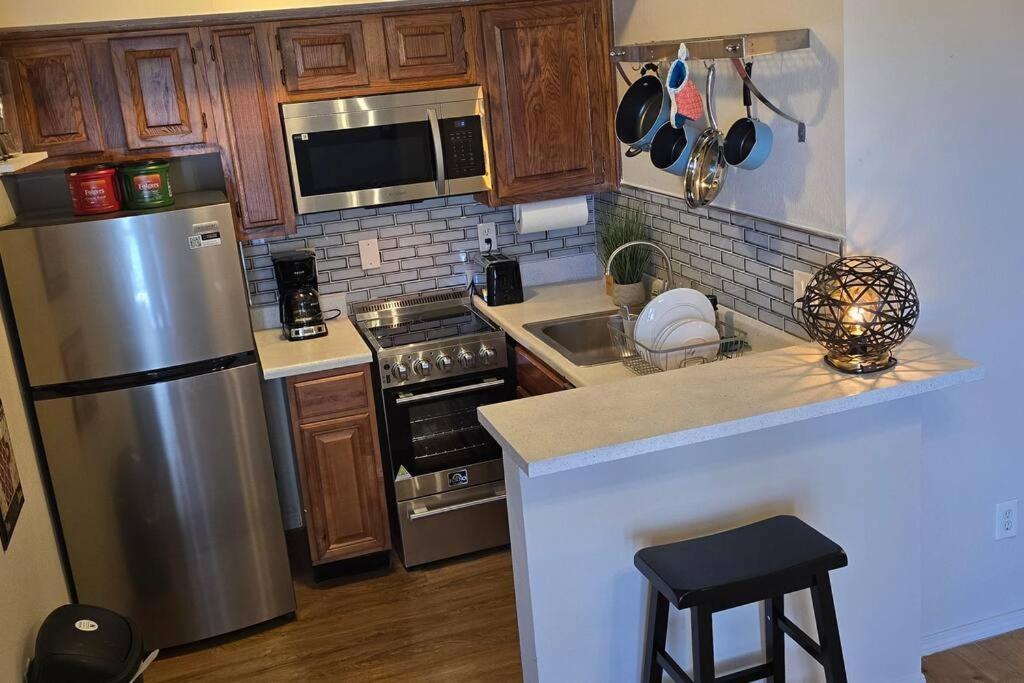 Cozy Updated Cove Of Heaven, 5Mins To Lake Hefner! 奧克拉荷馬 外观 照片