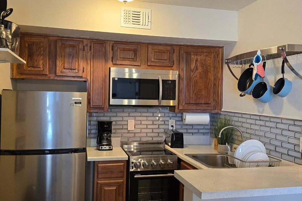Cozy Updated Cove Of Heaven, 5Mins To Lake Hefner! 奧克拉荷馬 外观 照片