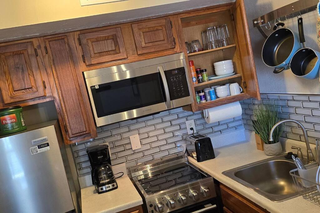 Cozy Updated Cove Of Heaven, 5Mins To Lake Hefner! 奧克拉荷馬 外观 照片